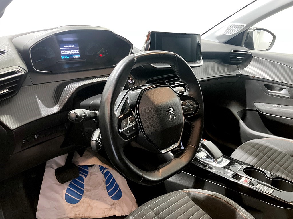 Bild på Active Pack 50kWh 136hk Aut - CARPLAY,NAVI