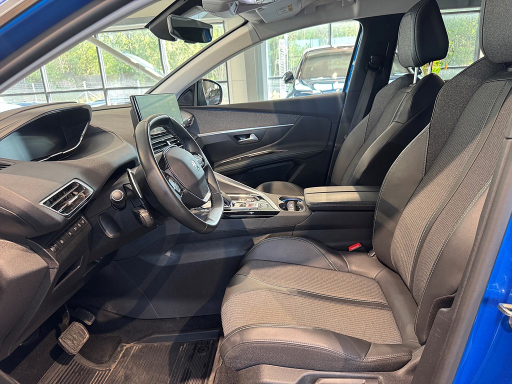 Bild på Allure Hybrid4 300hk Aut AWD - B-KAMERA, DRAG, CARPLAY