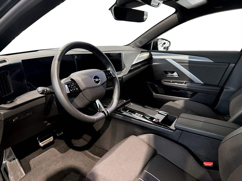 Bild på GS 1.2 PT 130hk Aut - B-KAMERA, CARPLAY