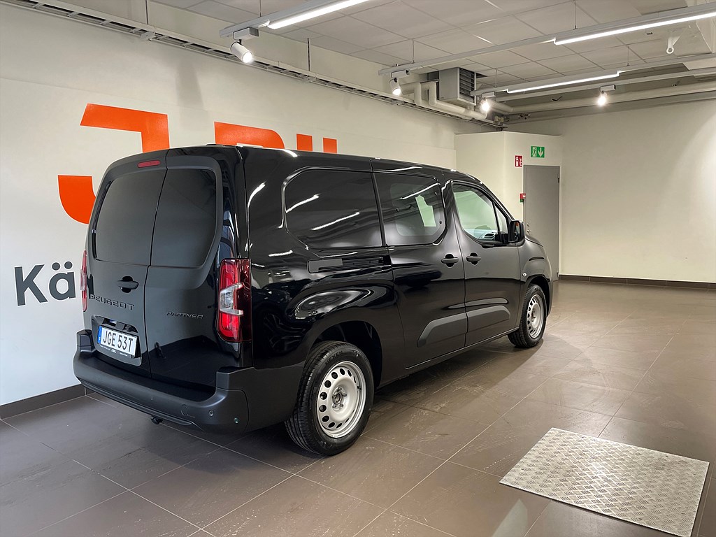 Bild på Crew Cab 1,5 BlueHDi 130hk Aut - EDITION! SERVICE & VINTERHJUL INGÅR!