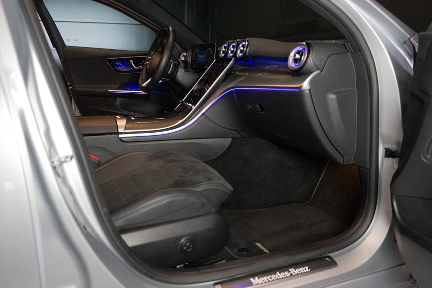 Mercedes-Benz C 300 e Sedan AMG Premium Night 313hk