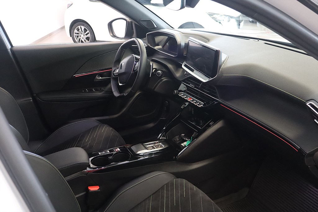 Bild på GT 1.2 PT 130hk Aut - B-KAMERA, CARPLAY, NAVI