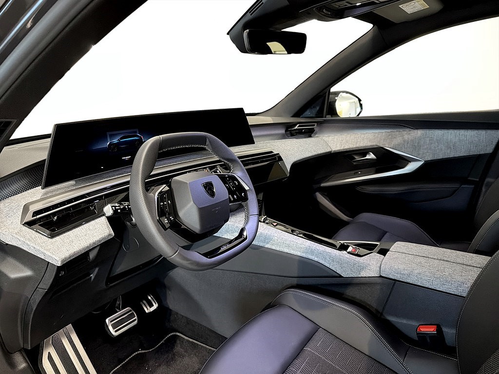 Bild på GT Hybrid 145hk Aut - 7-SITS,B-KAMERA,NAV