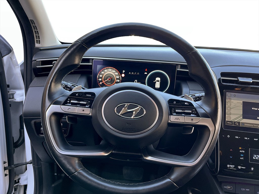 Bild på Essential HEV 230hk Aut - B-KAMERA, CARPLAY