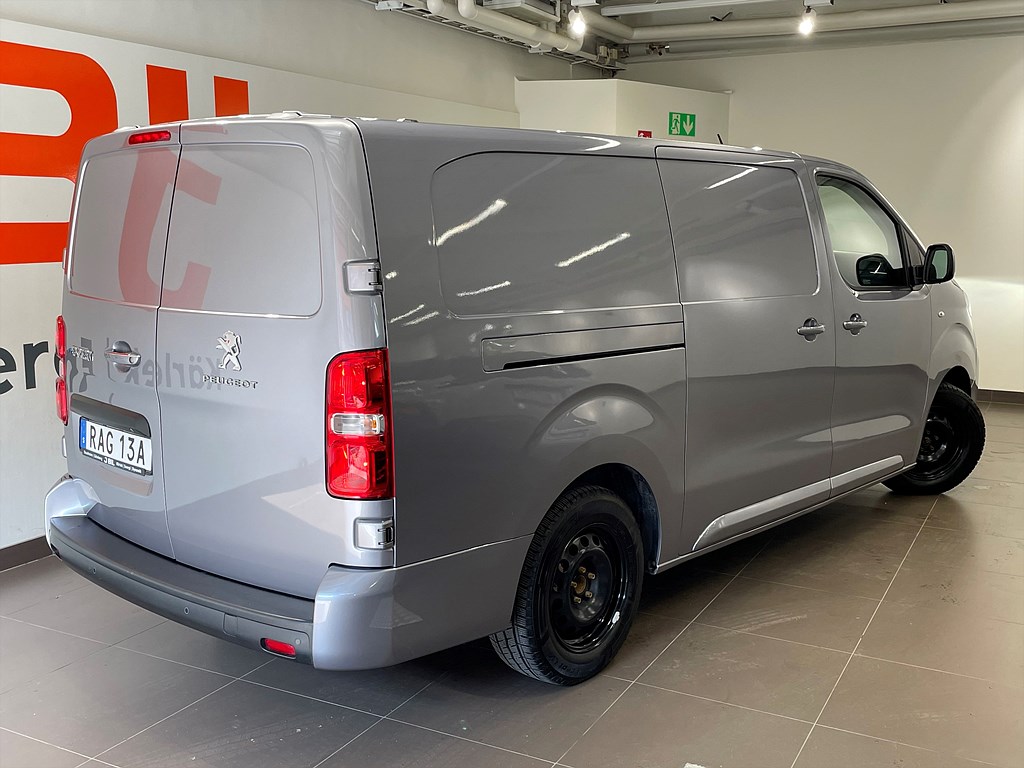 Bild på PRO+ 75kWh 136hk Aut L3 - B-KAMERA,M-VÄRM,1 ÄGARE