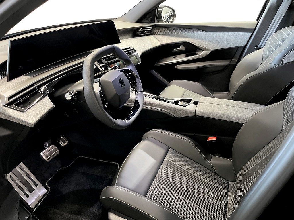 Bild på GT Hybrid 145hk Aut - B-KAMERA,CARPLAY,NAV