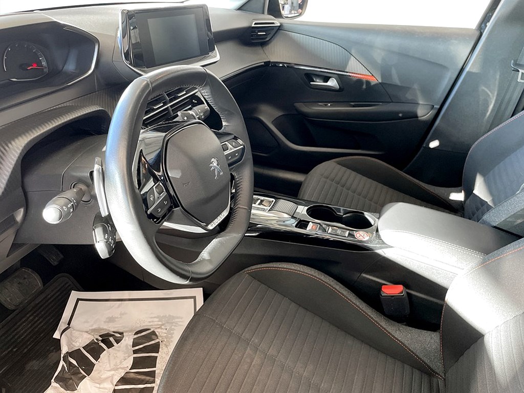 Bild på Active Pack 1.2 PT 100hk Aut - CARPLAY, FARTHÅLLARE