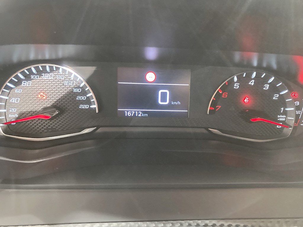 Bild på Active Pack 1.2 PT 100hk - CARPLAY, BACKSENSORER