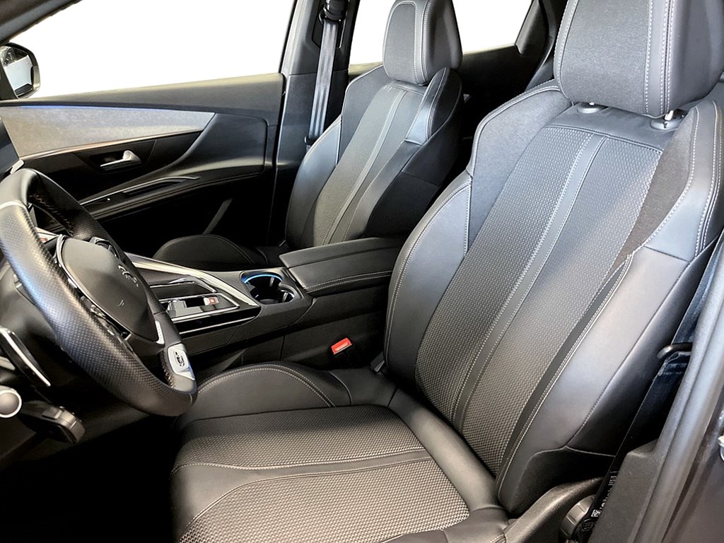 Bild på GT 1.2 PT 130hk Aut - B-KAMERA, CARPLAY