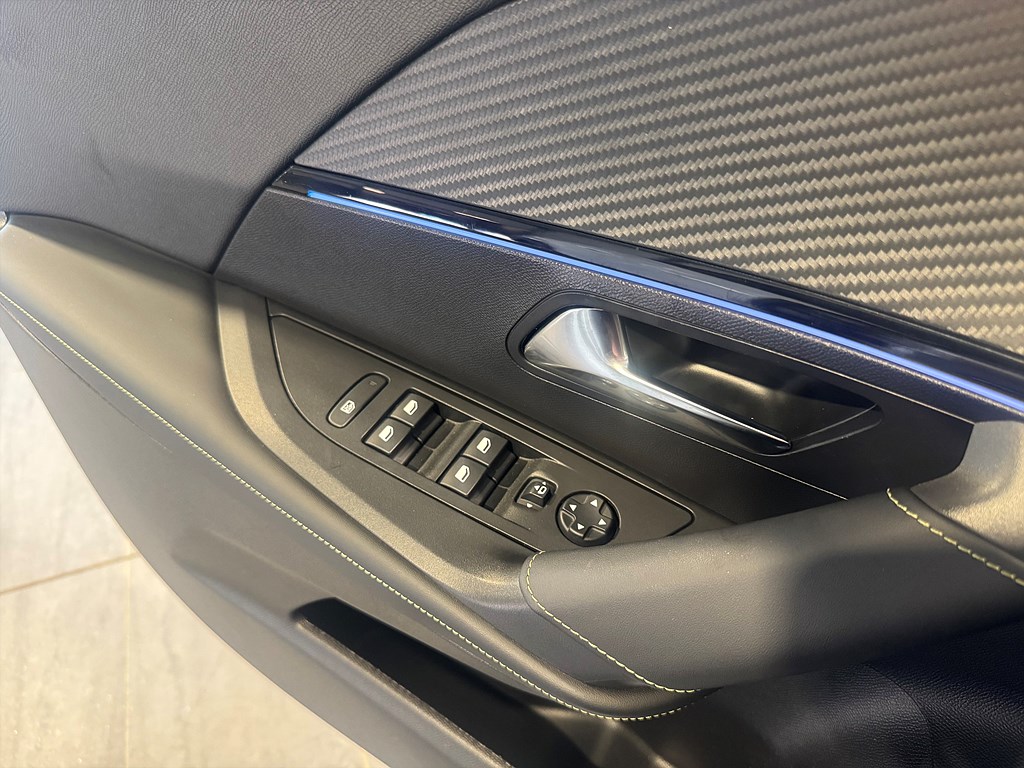 Bild på GT 1.2 PT 130hk Aut - B-KAMERA, CARPLAY