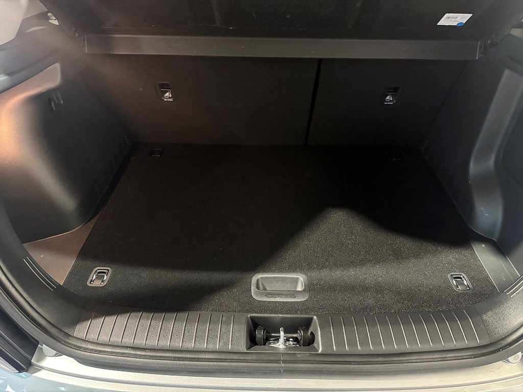 Bild på Electric Essential 39kWh 136hk Aut - B-KAMERA, CARPLAY