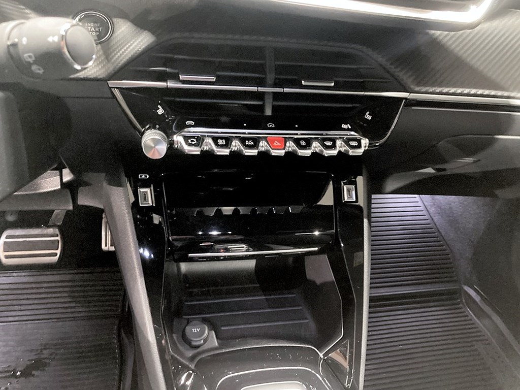 Bild på GT 1.2 PT 130hk Aut - B-KAMERA, CARPLAY