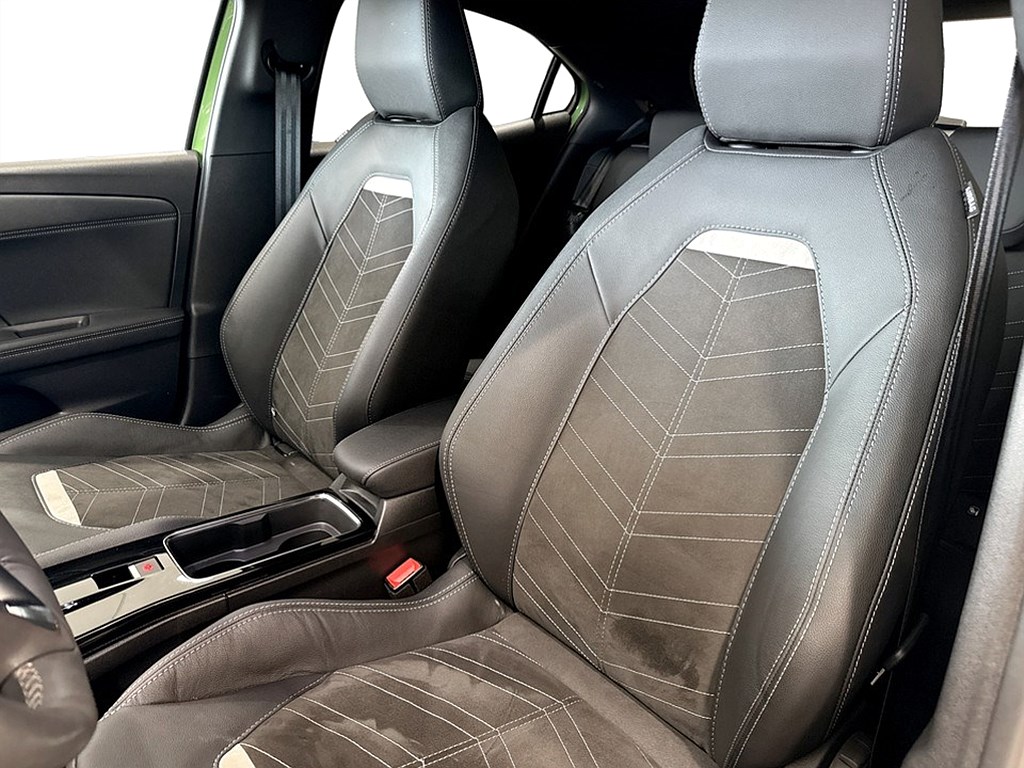 Bild på Ultimate 1.2 Pt 130hk Aut - B-KAMERA, RATTVÄRME