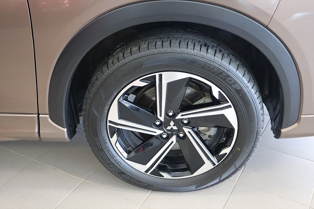 Bild på Business Instyle PHEV 2.4 188hk Aut AWD - 360-KAMERA, PANO, NAVI
