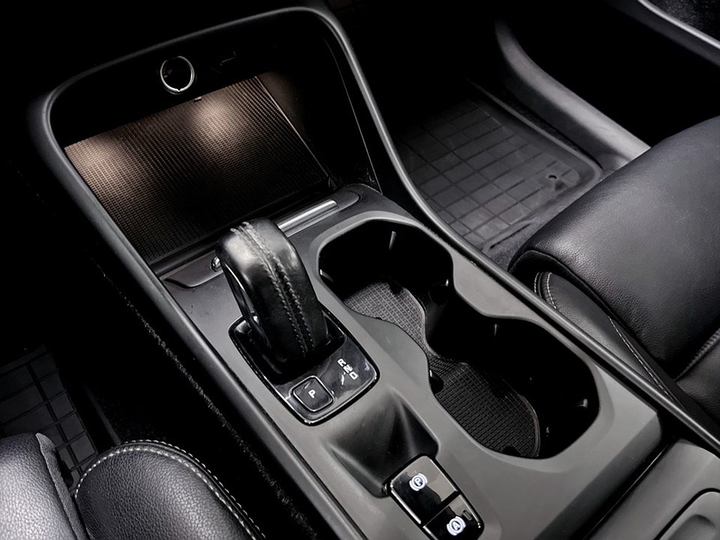Bild på Momentum D4 Geartronic 150hk Aut - CARPLAY, P-SENSORER
