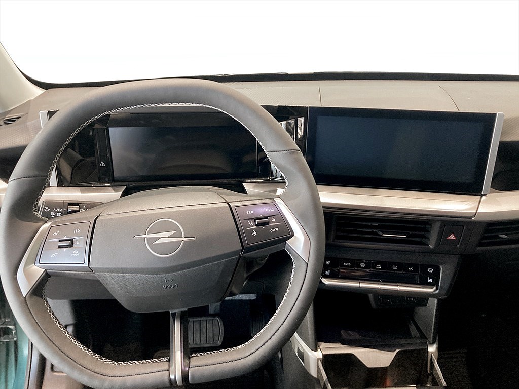 Bild på GS Hybrid 136hk - DEMO