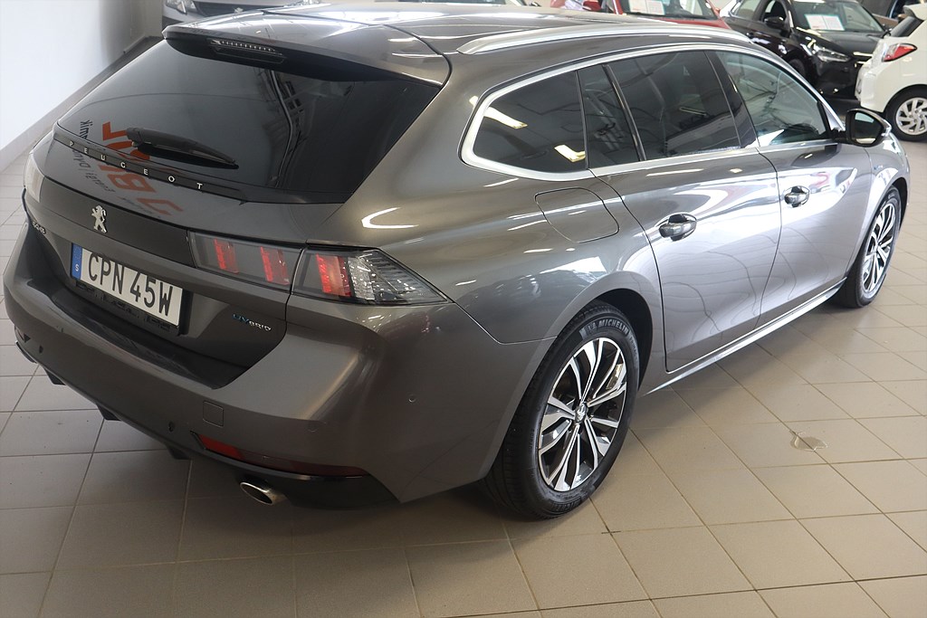 Bild på Allure PHEV 224hk Aut - B-KAMERA, CARPLAY
