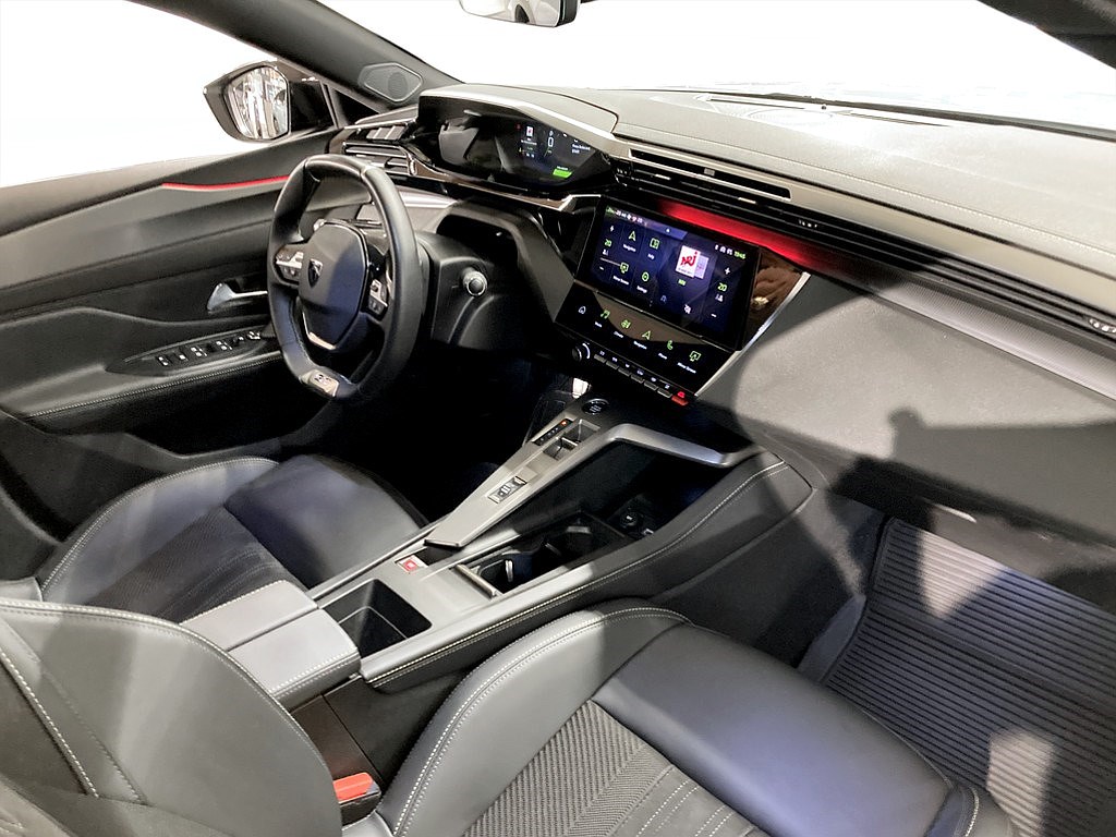 Bild på GT 1.2 PT 130hk Aut - CARPLAY, ELSTOL