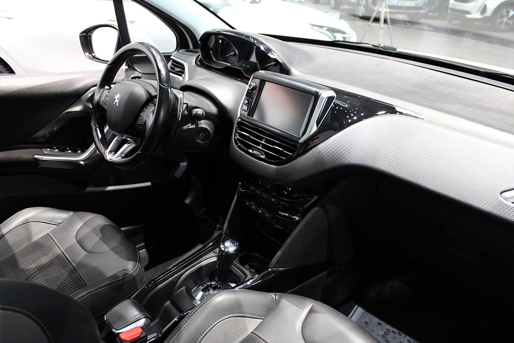 Bild på Allure 1.2 VTi 82hk Aut - PANORAMA, CARPLAY