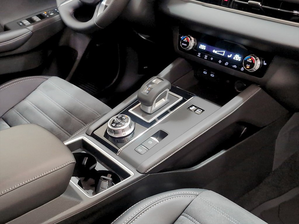 Bild på Invite PHEV 4WD - OMGÅENDE LEVERANS!