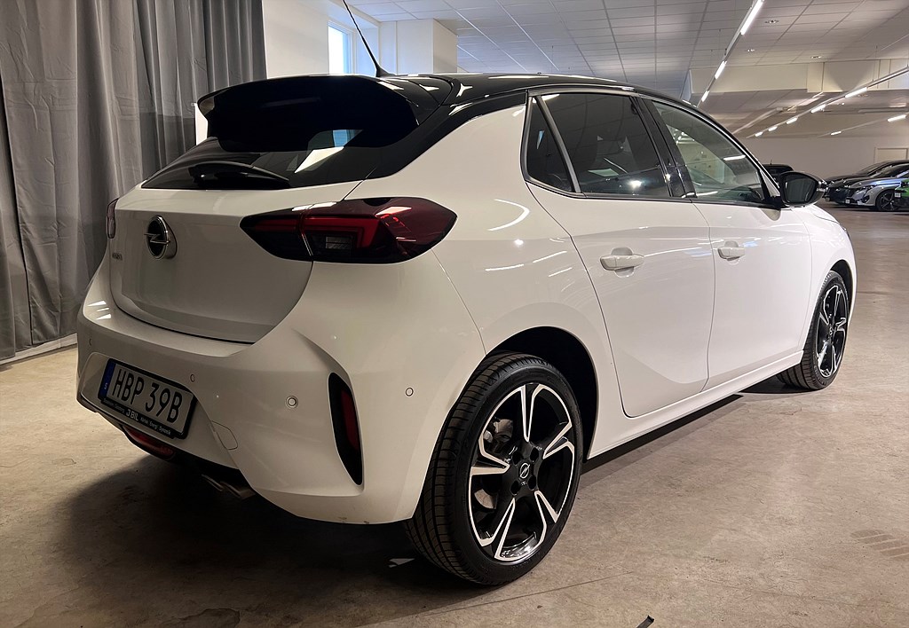 Bild på Ultimate 1.2 PT 130hk Aut - B-KAMERA, CARPLAY