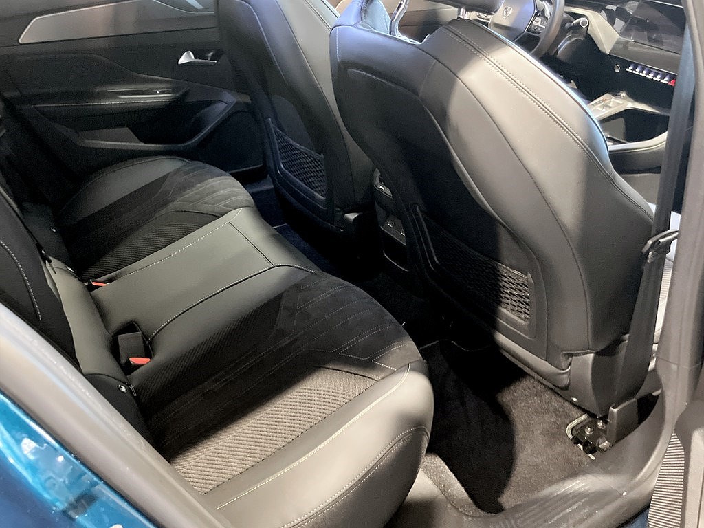 Bild på GT 1.2 PT 130hk Aut - B-KAMERA, CARPLAY