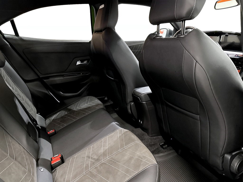 Bild på Ultimate 136hk Aut - B-KAMERA, CARPLAY
