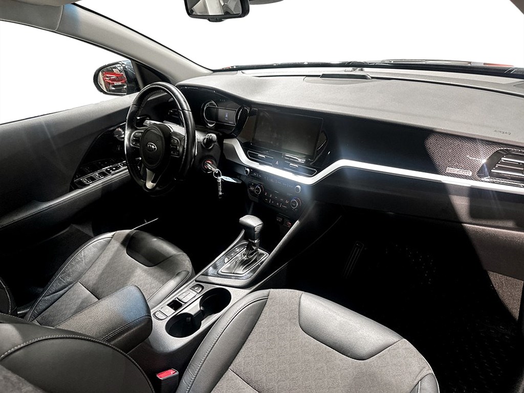 Bild på Advance Plus PHEV 1.6 141hk Aut - DRAG,M-VÄRM,B-KAM