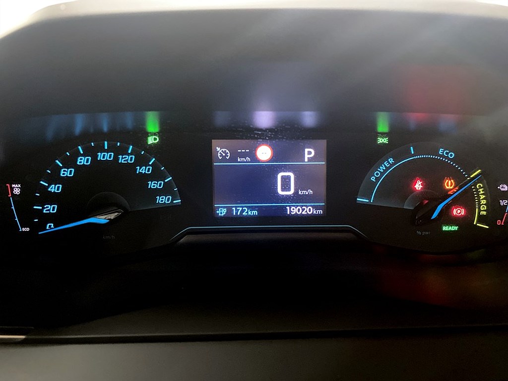 Bild på Active Pack 50kWh 136hk Aut - BACKSENSORER