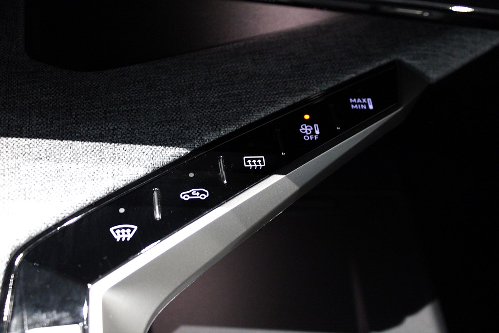 Bild på GT Hybrid 145hk Aut - PRIVATLEASING 24MÅN