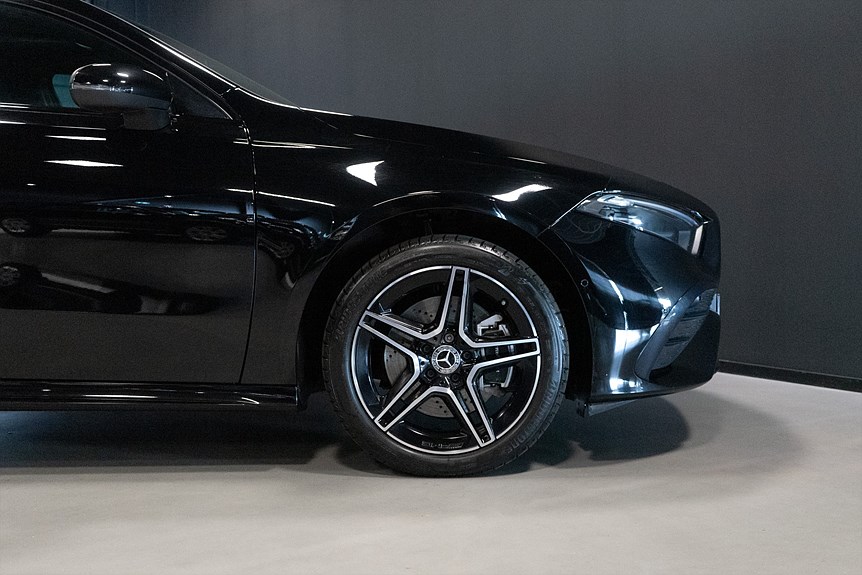 Mercedes-Benz A 250 e Sedan AMG Line Advanced Plus 218hk