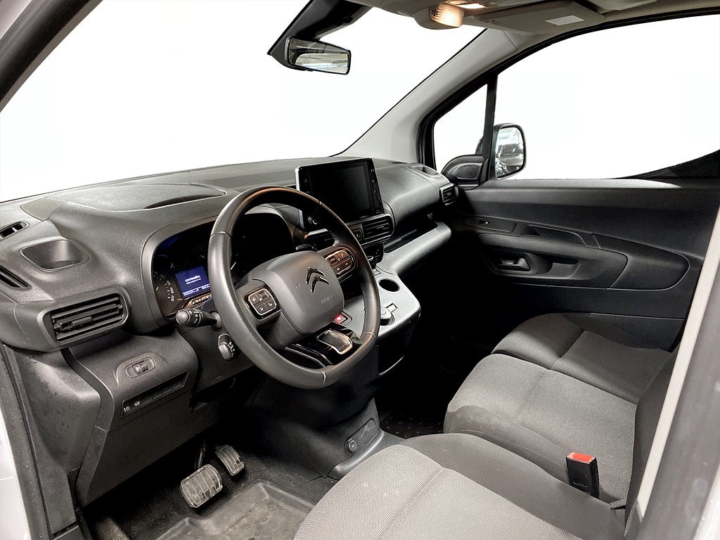 Bild på Business Premium 1.5 BHDi 130hk Aut L2 - B-KAMERA, NAV