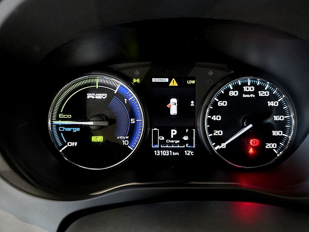 Bild på PHEV 224hk Aut AWD - B-KAMERA, ELSTOL