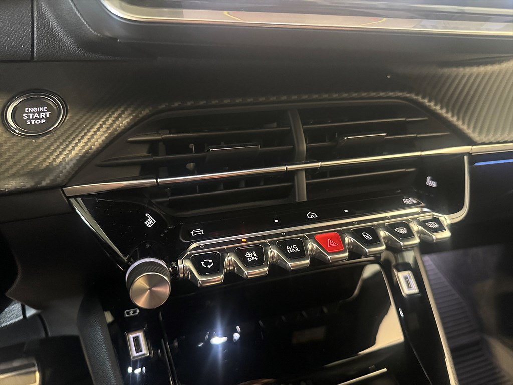 Bild på GT 1.2 PT 130hk Aut - B-KAMERA, CARPLAY