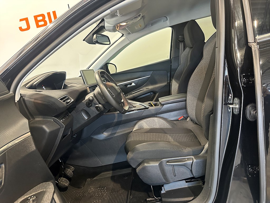 Bild på Active 1.2 PT 130hk Aut - B-KAMERA, CARPLAY