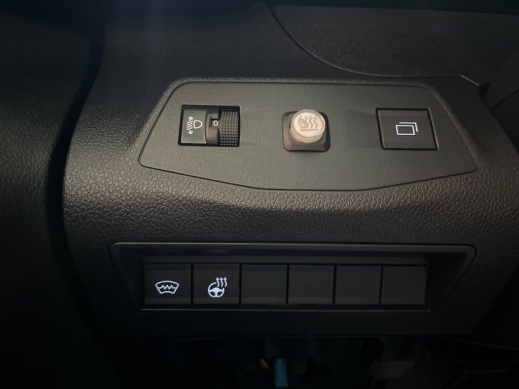 Bild på Crew Cab 1,5 BlueHDi 130hk Aut - EDITION! SERVICE & VINTERHJUL INGÅR!