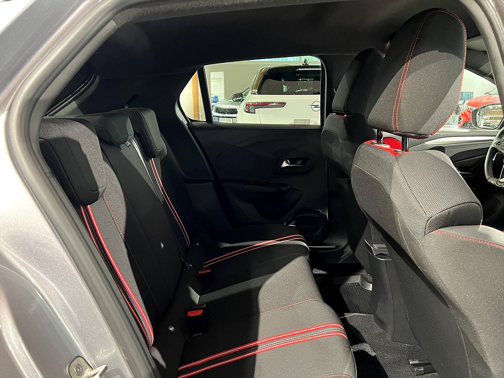 Bild på GSI 50kWh 136hk Aut - B-KAMERA, CARPLAY
