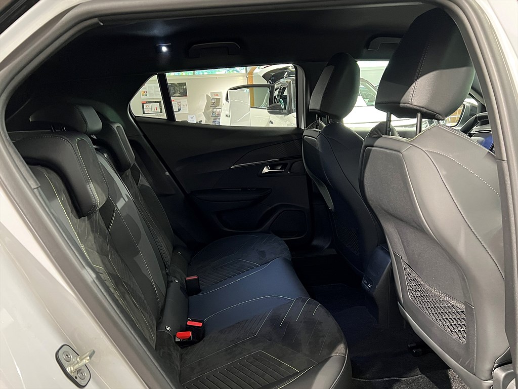 Bild på GT 1.2 PT 130hk Aut - NAV,CARPLAY,B-KAMERA