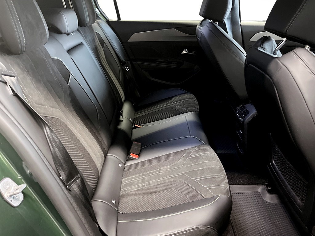 Bild på GT 1.2 PT 130hk Aut - 360-KAMERA, CARPLAY