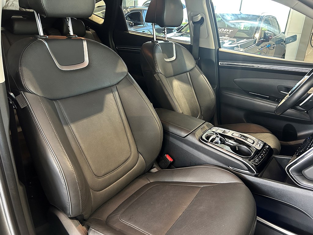 Bild på Advanced Hybrid 230hk Aut - B-KAMERA, CARPLAY, EN ÄGARE