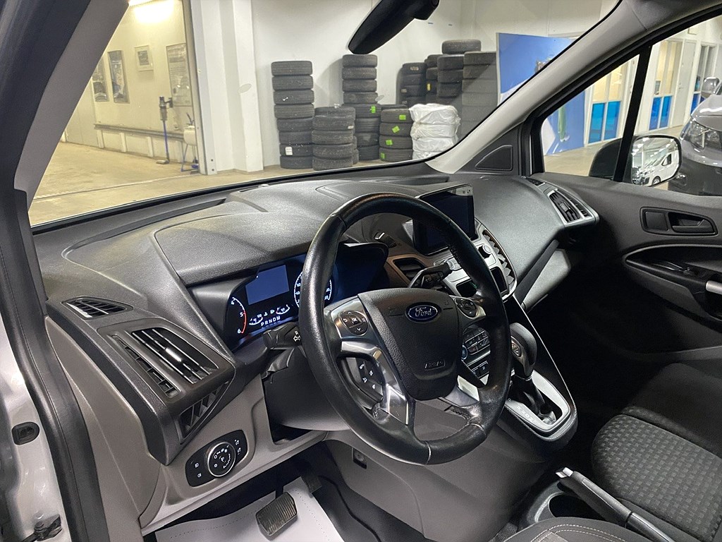 Bild på Connect 240 1.5 Ecoblue 100hk Aut L1 - B-KAMERA, DRAG