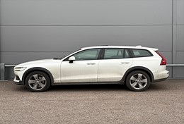 Volvo V60 D4 AWD Cross Country / Panorama / Harman Kardon / Elstol / Navigation
