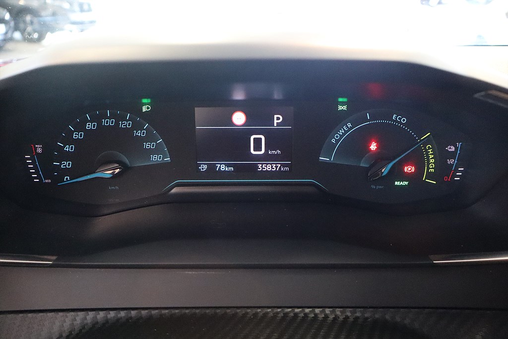 Bild på Active Pack 50kWh 136hk Aut - CARPLAY