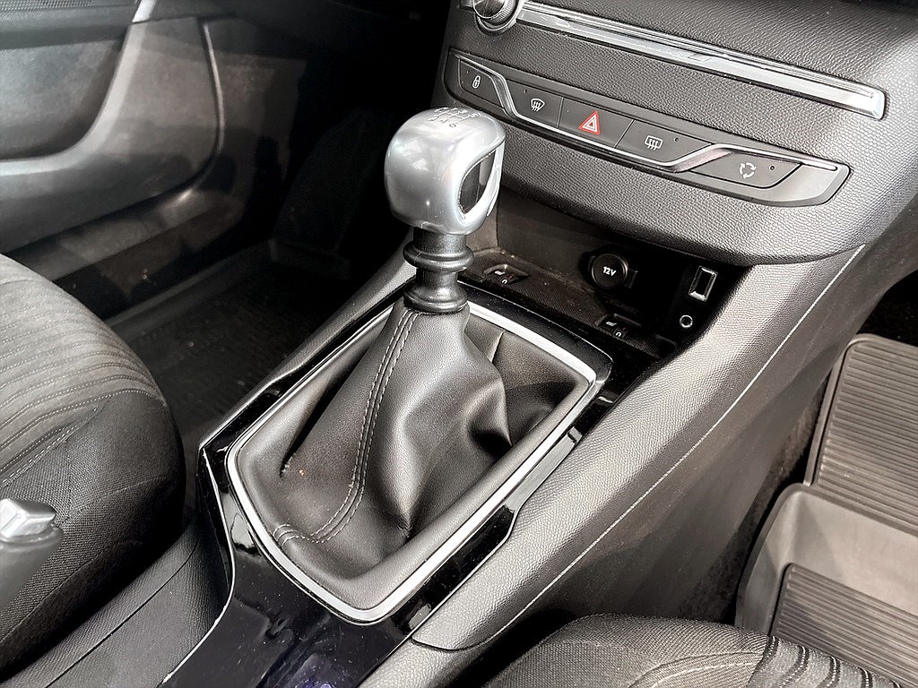 Bild på 5D Active 1.6 THP 125hk - PANO, NAVI