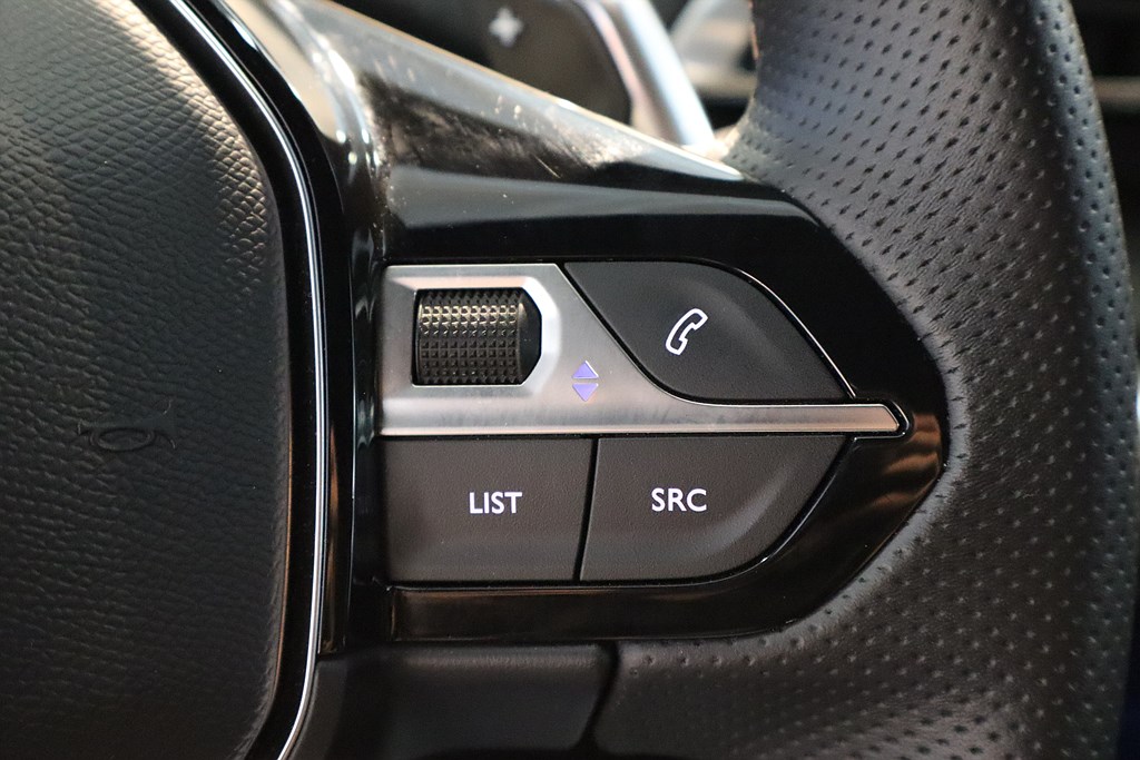 Bild på GT 1.2 PT 130hk Aut - B-KAMERA, CARPLAY