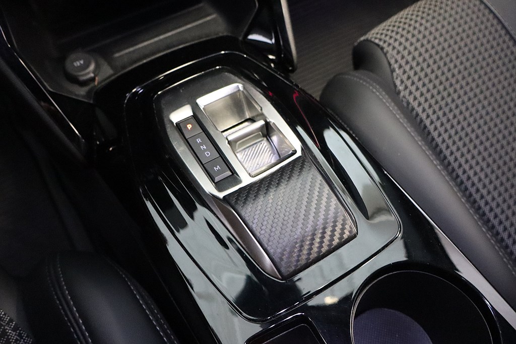 Bild på GT 1.2 PT 130hk Aut - B-KAMERA, CARPLAY, NAV