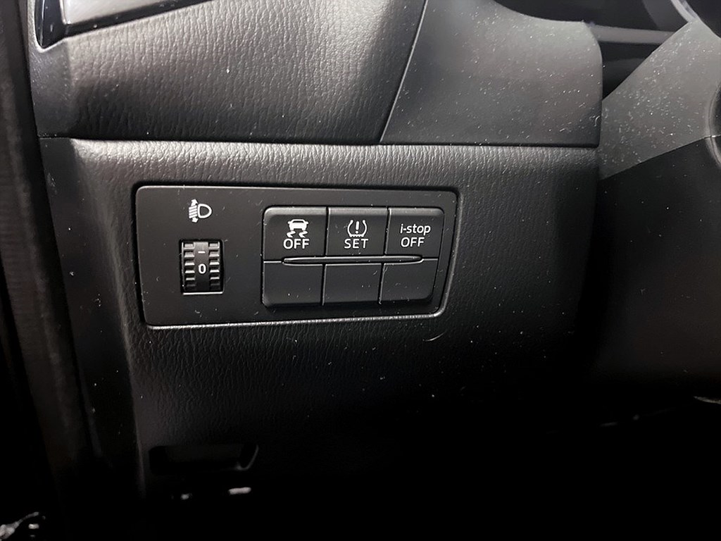 Bild på Sport Core 2.0 SKYACTIV-G 120hk Aut - FARTHÅLLARE