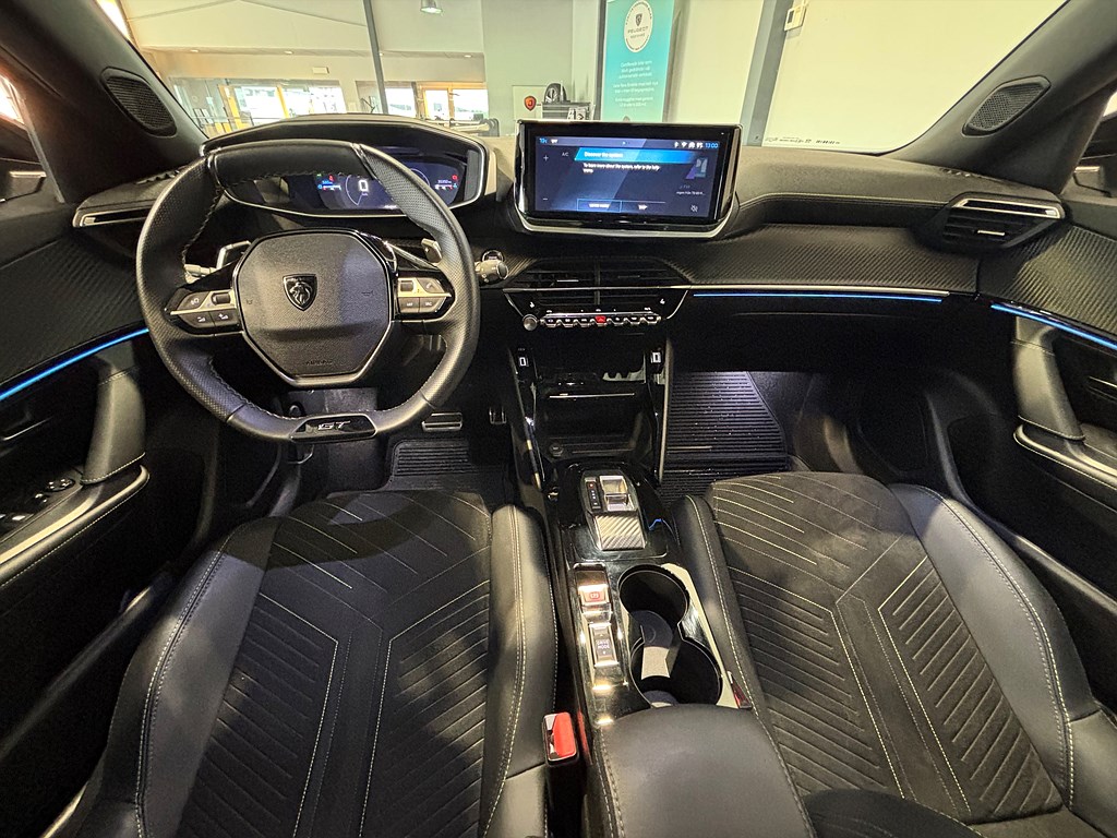 Bild på GT 1.2 PT 130hk Aut - B-KAMERA, CARPLAY
