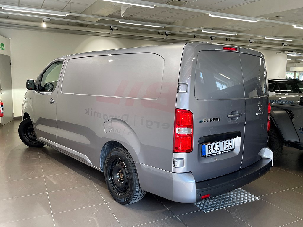 Bild på PRO+ 75kWh 136hk Aut L3 - B-KAMERA,M-VÄRM,1 ÄGARE