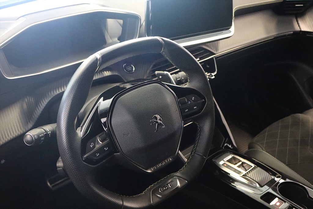 Bild på GT 1.2 PT 155hk Aut - B-KAMERA, CARPLAY, NAVI